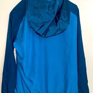 North Face Femme zip up Jacket